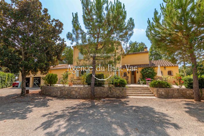 Image No.19-5 Bed House for sale