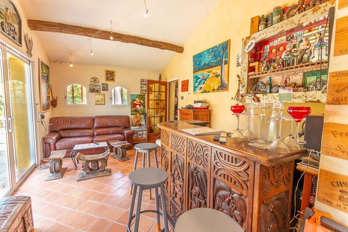 Image No.28-5 Bed House for sale