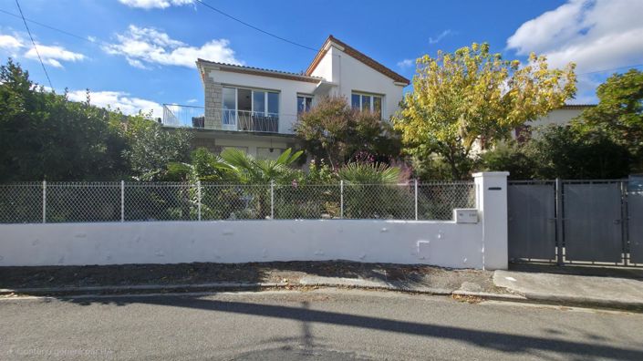 Image No.1-3 Bed House for sale