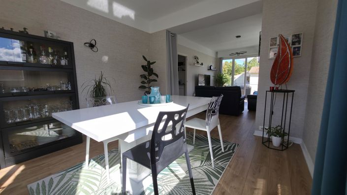 Image No.6-3 Bed House for sale