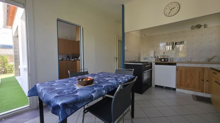 Image No.8-3 Bed House for sale