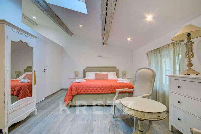 Image No.13-6 Bed House for sale