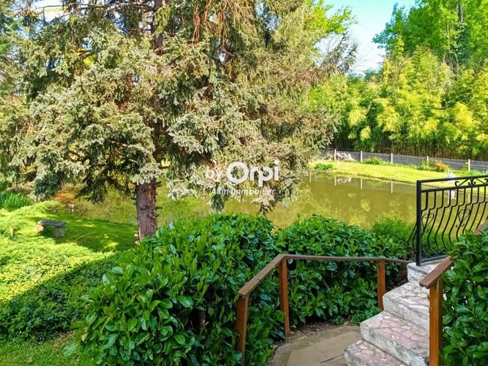 Image No.11-5 Bed House for sale