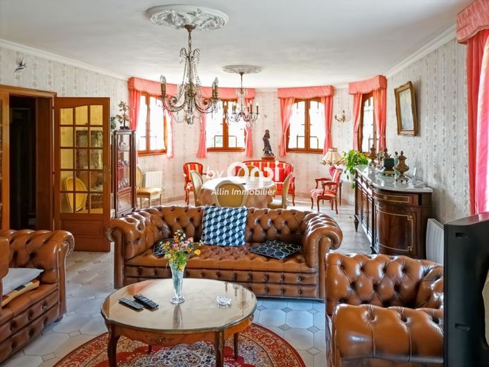 Image No.15-5 Bed House for sale