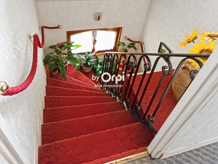 Image No.21-5 Bed House for sale