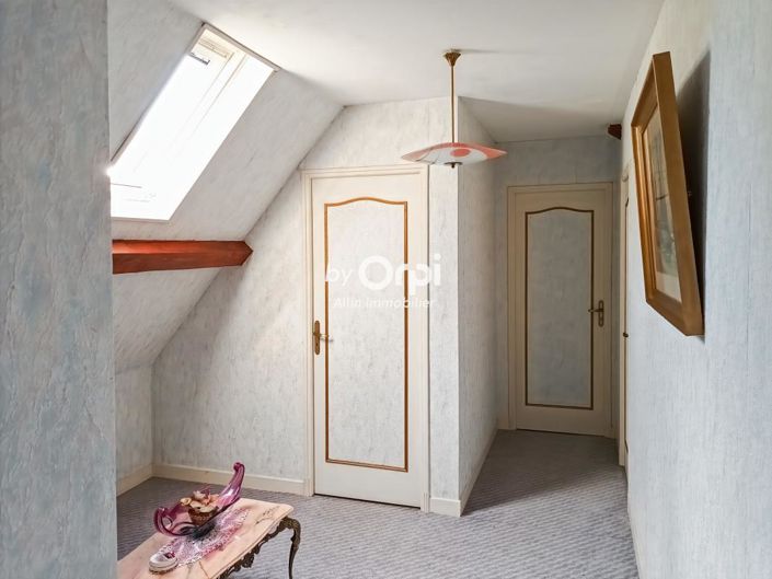 Image No.22-5 Bed House for sale