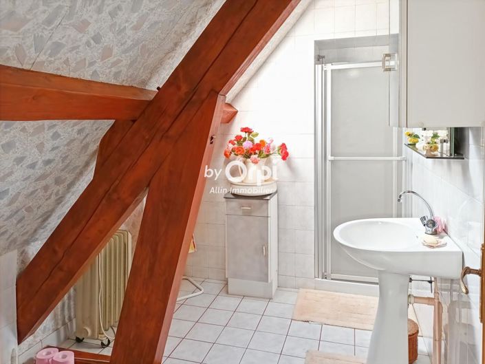 Image No.24-5 Bed House for sale