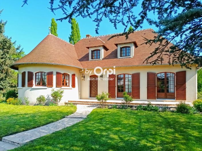 Image No.9-5 Bed House for sale