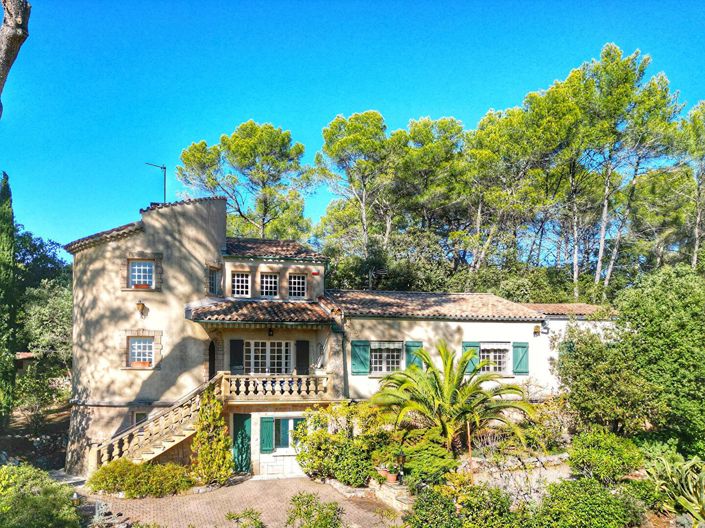 Image No.3-5 Bed House for sale