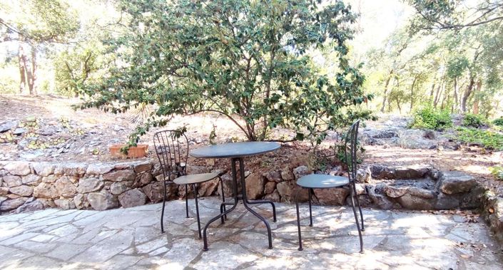 Image No.6-5 Bed House for sale