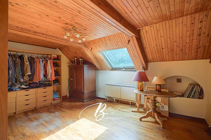 Image No.13-5 Bed House for sale