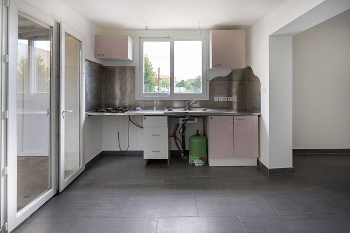 Image No.7-2 Bed House for sale