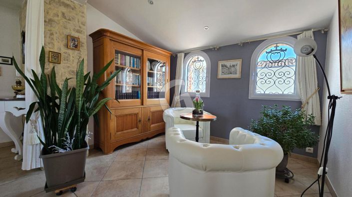 Image No.6-3 Bed House for sale