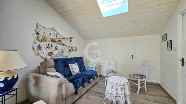 Image No.7-3 Bed House for sale