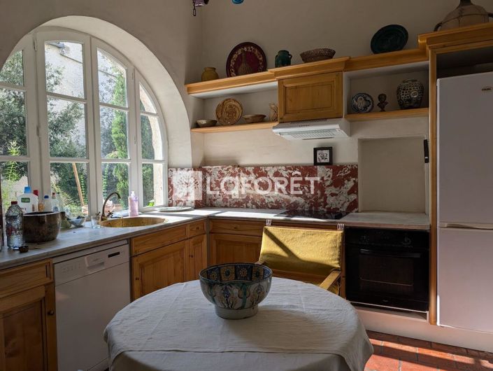 Image No.7-2 Bed Property for sale