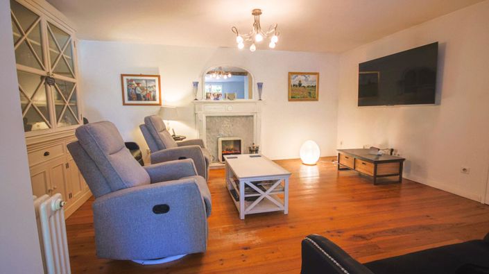 Image No.6-5 Bed Property for sale