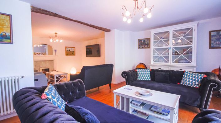 Image No.7-5 Bed Property for sale