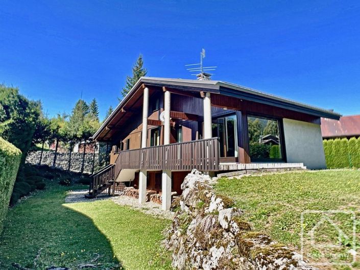 Image No.1-5 Bed Property for sale