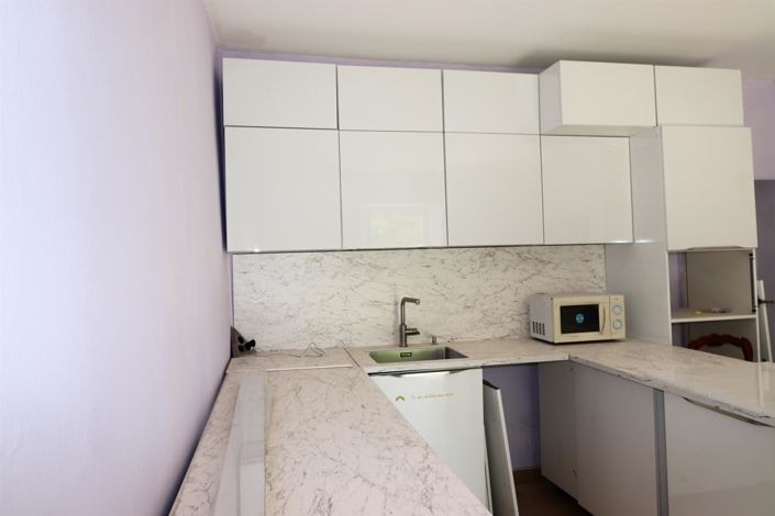 Image No.4-6 Bed House for sale