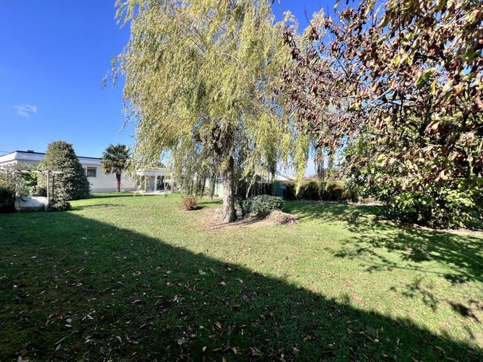 Image No.21-House for sale