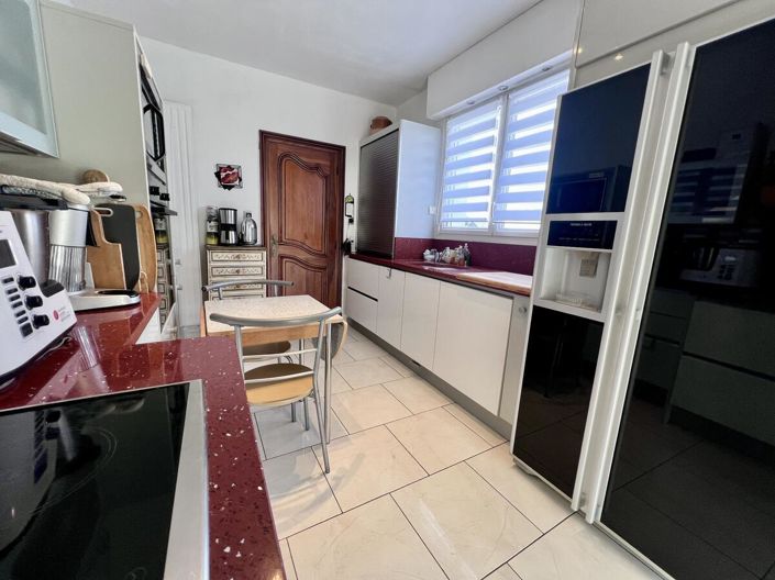 Image No.9-House for sale