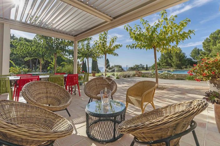 Image No.15-6 Bed House for sale