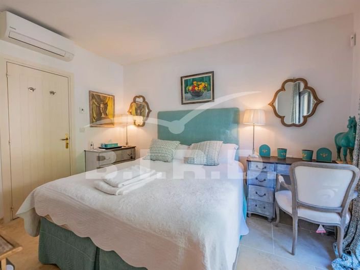 Image No.14-7 Bed House for sale