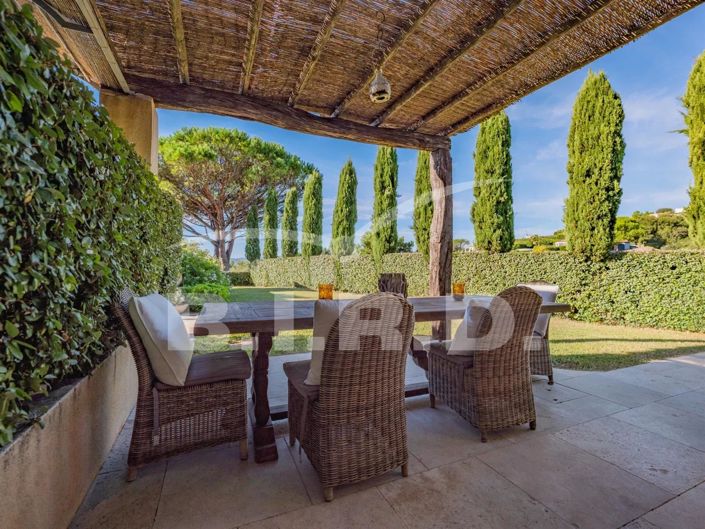 Image No.5-7 Bed House for sale