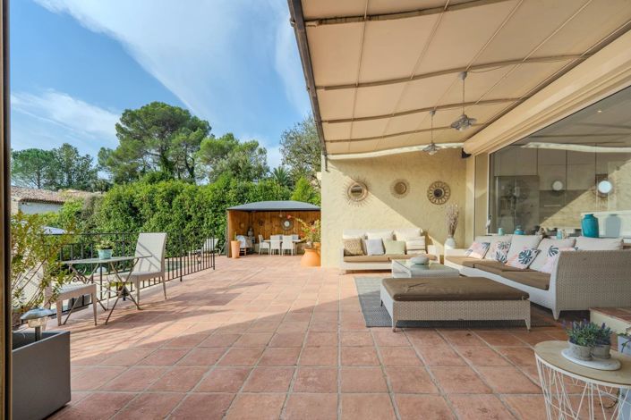 Image No.6-4 Bed House for sale