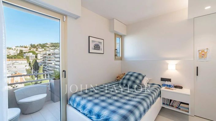 Image No.13-4 Bed Apartment for sale