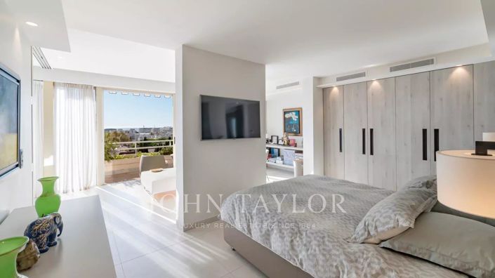 Image No.9-4 Bed Apartment for sale