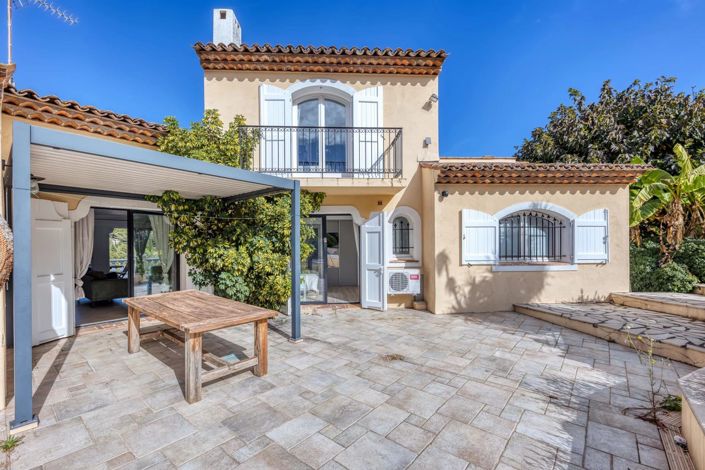 Image No.13-6 Bed House for sale