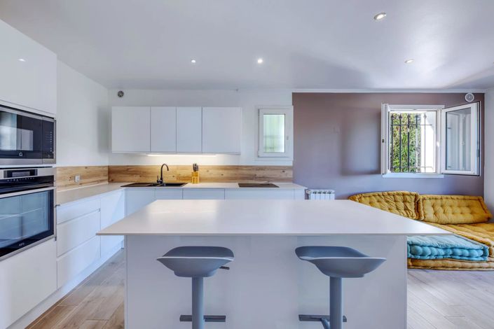 Image No.22-6 Bed House for sale