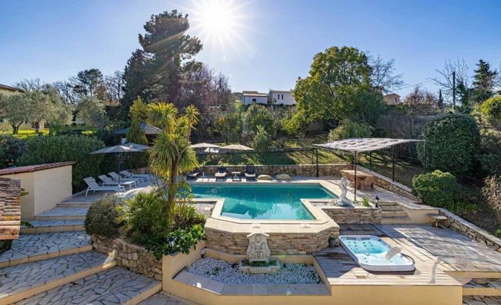 Image No.26-6 Bed House for sale