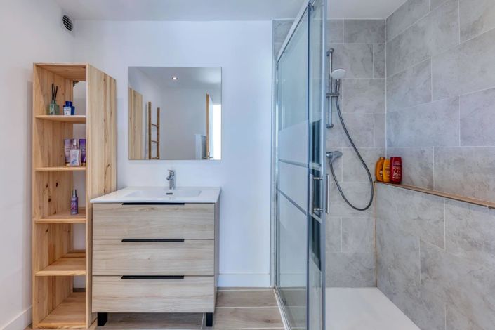 Image No.43-6 Bed House for sale