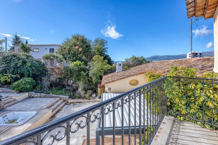 Image No.44-6 Bed House for sale