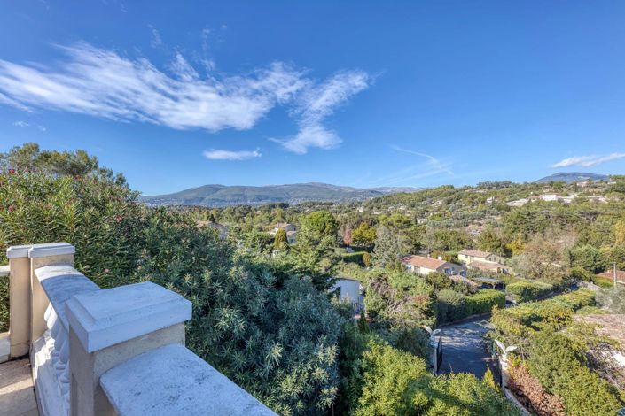 Image No.54-6 Bed House for sale