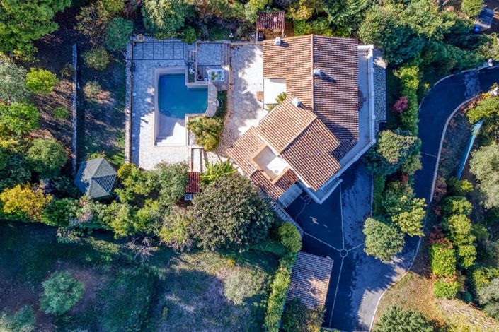 Image No.61-6 Bed House for sale