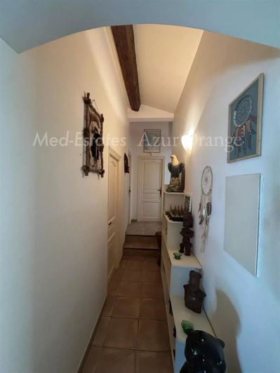 Image No.6-3 Bed House for sale