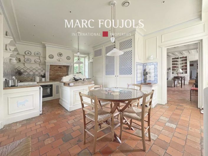 Image No.7-5 Bed House for sale