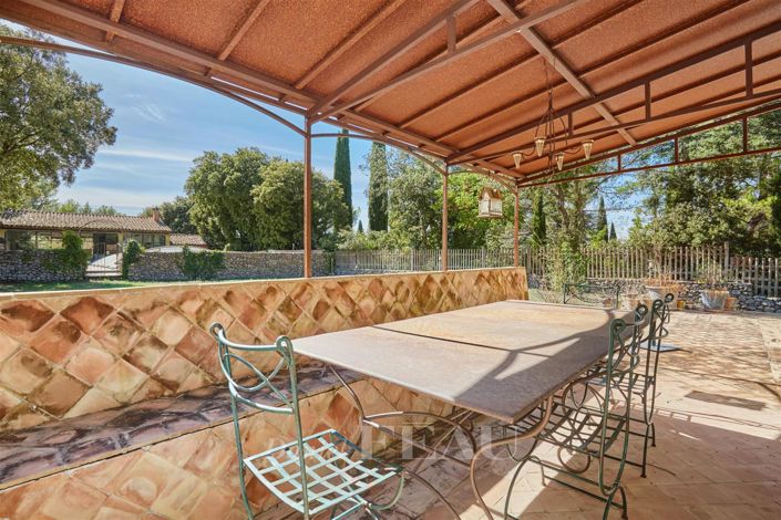 Image No.4-5 Bed House for sale