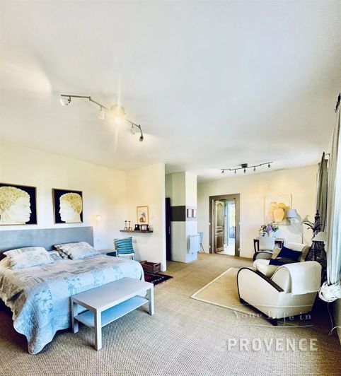 Image No.10-4 Bed House for sale