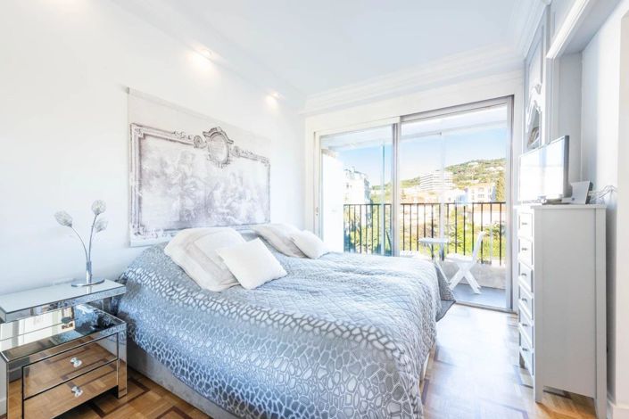 Image No.4-Apartment for sale