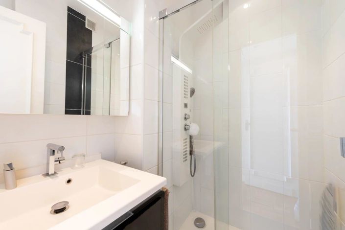 Image No.8-Apartment for sale