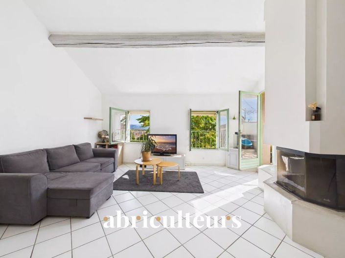 Image No.11-3 Bed Apartment for sale