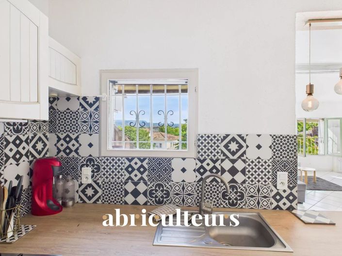 Image No.9-3 Bed Apartment for sale