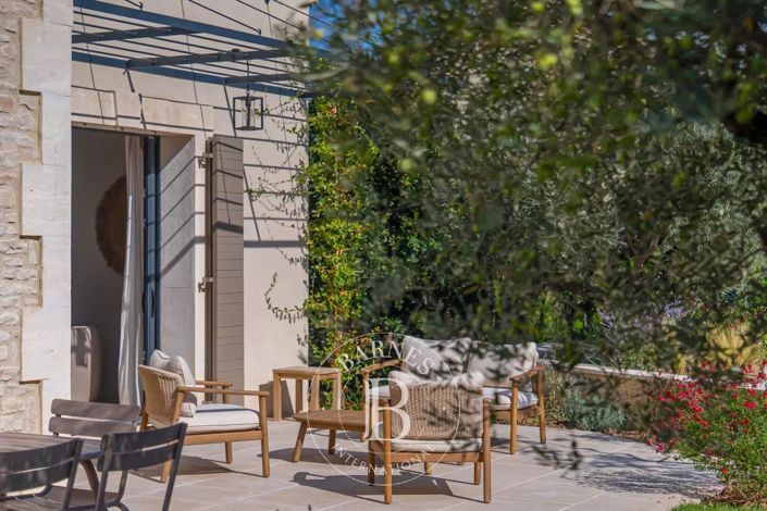 Image No.3-4 Bed House for sale