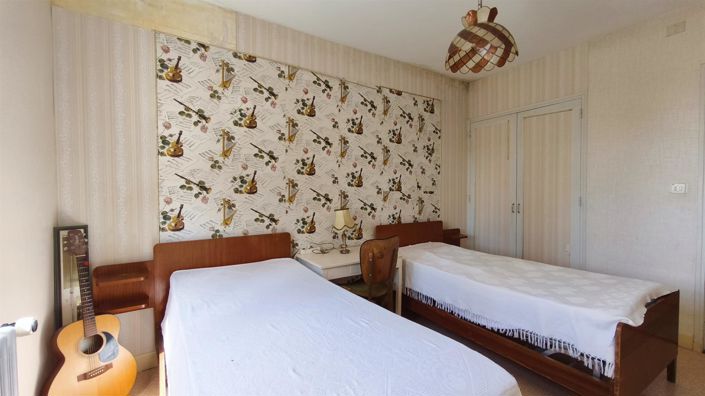 Image No.12-4 Bed House for sale