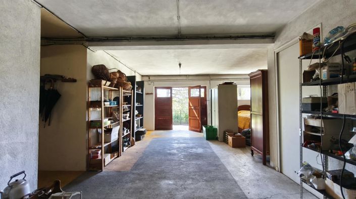 Image No.20-4 Bed House for sale