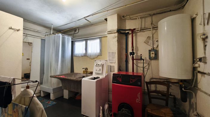 Image No.21-4 Bed House for sale